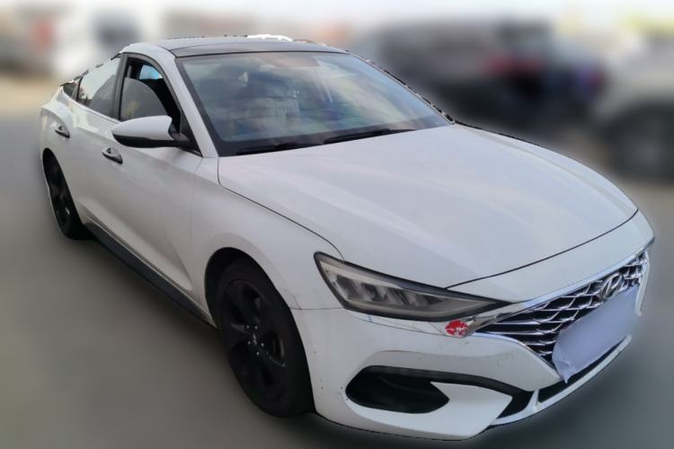 Used Hyundai Lafesta 2019 280TGDi Smart Speed Version China VI Standard Front Right 45 Deg