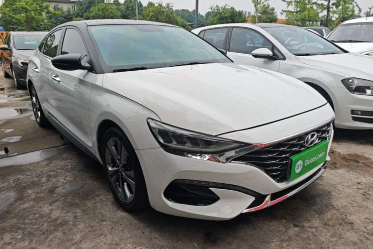 Used Hyundai Lafesta 2019 280TGDi Smart Speed Version China VI Standard Front Right 45 Deg