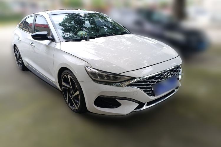 Used Hyundai Lafesta 2019 280TGDi Smart Edition China VI Standard Front Right 45 Deg