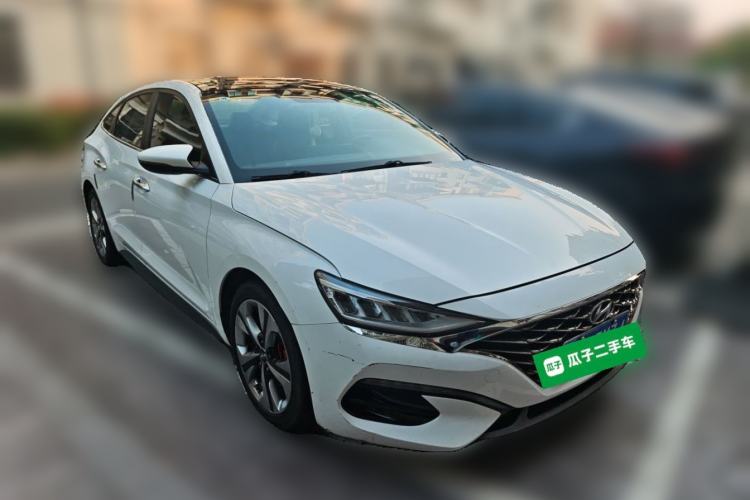 Used Hyundai Lafesta 2019 280TGDi Sport Edition China VI Front Right 45 Deg