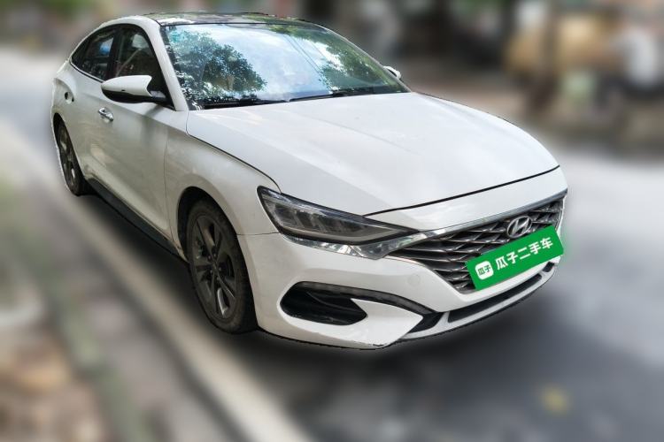 Used Hyundai Lafesta 2019 280TGDi Sport Edition China VI Front Right 45 Deg