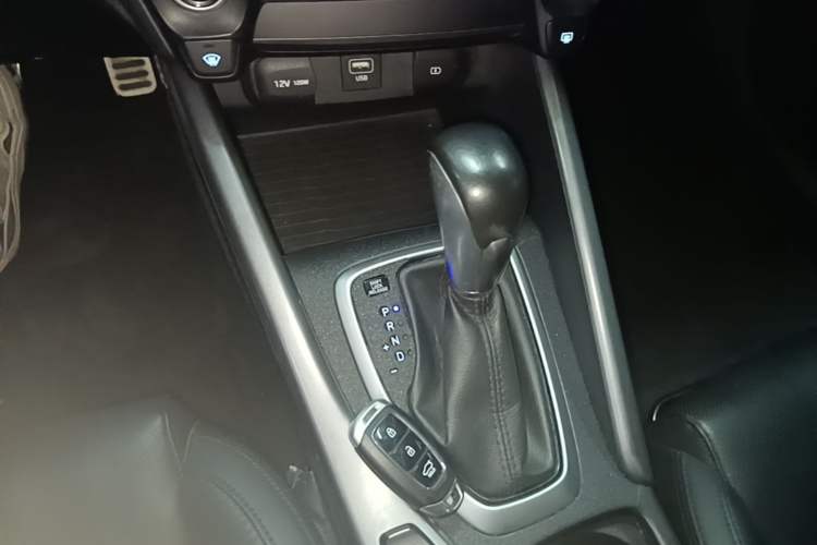 Used Hyundai Lafesta 2019 280TGDi Sport Edition China VI Gear Lever
