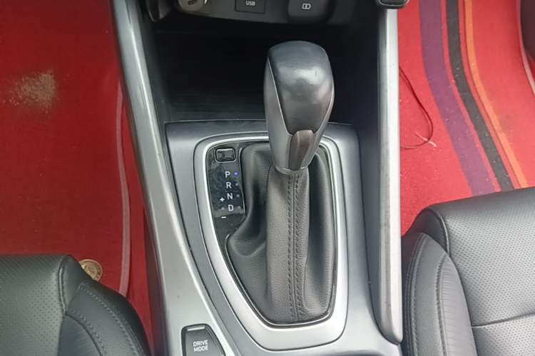 Used Hyundai Lafesta 2019 280TGDi Smart Speed Version China V Standard Gear Lever