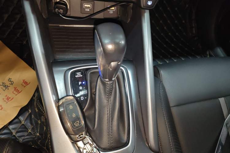 Used Hyundai Lafesta 2019 280TGDi Sport Edition China VI Gear Lever