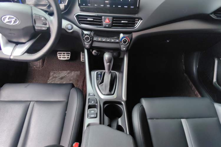 Used Hyundai Lafesta 2019 280TGDi Sport Edition China VI Gear Lever