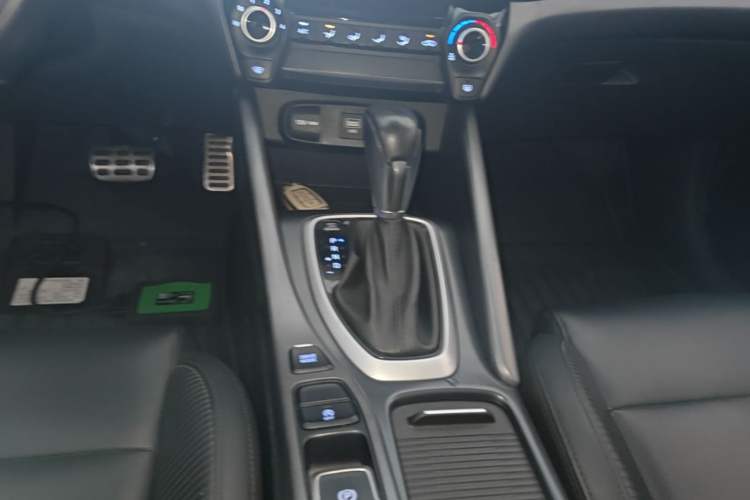 Used Hyundai Lafesta 2019 280TGDi Sport Edition China VI Gear Lever