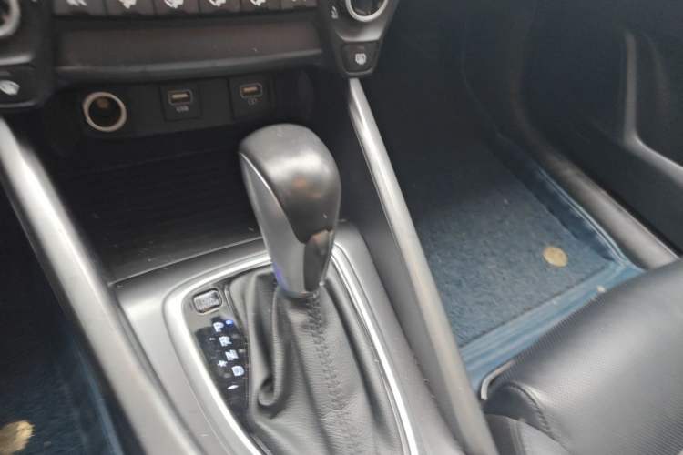 Used Hyundai Lafesta 2019 280TGDi Sport Edition China VI Gear Lever