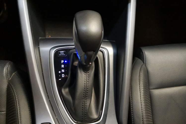 Used Hyundai Lafesta 2019 280TGDi Sport Edition China VI Gear Lever