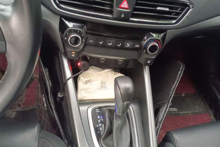 Used Hyundai Lafesta 2019 280TGDi Sport Edition China VI Gear Lever