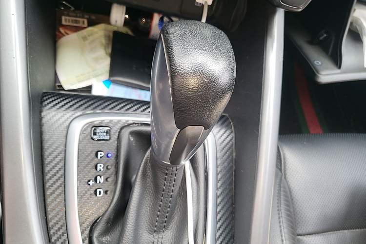 Used Hyundai Lafesta 2019 280TGDi Smart Speed Version China VI Standard Gear Lever