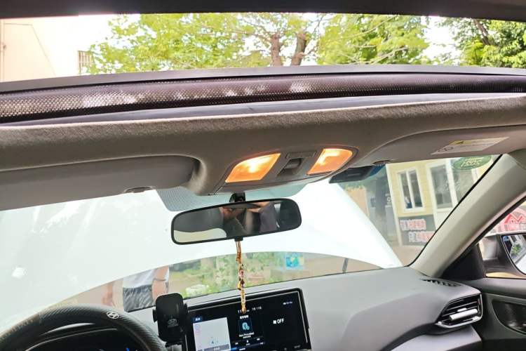 Used Hyundai Lafesta 2019 280TGDi Smart Speed Version China VI Standard Headliner