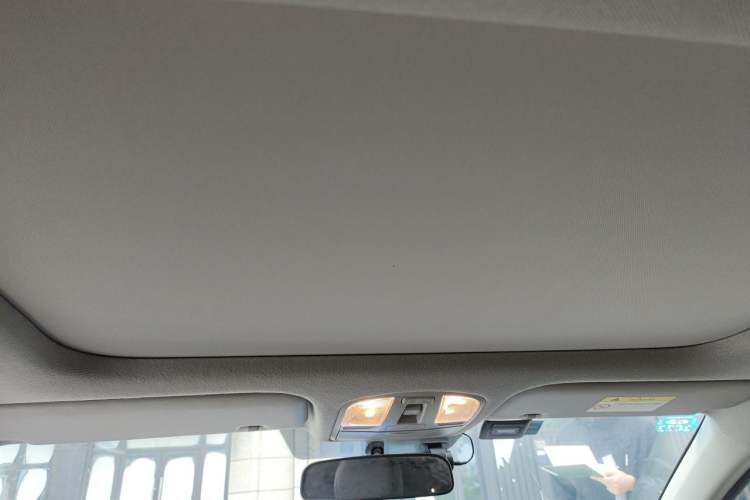 Used Hyundai Lafesta 2019 280TGDi Smart Speed Version China VI Standard Headliner