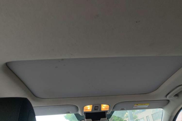 Used Hyundai Lafesta 2019 280TGDi Smart Speed Version China VI Standard Headliner