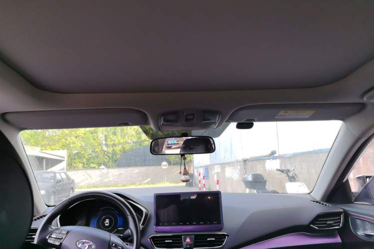Used Hyundai Lafesta 2019 280TGDi Smart Speed Version China VI Standard Headliner