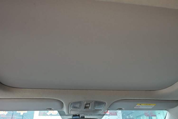 Used Hyundai Lafesta 2019 280TGDi Smart Speed Version China VI Standard Headliner