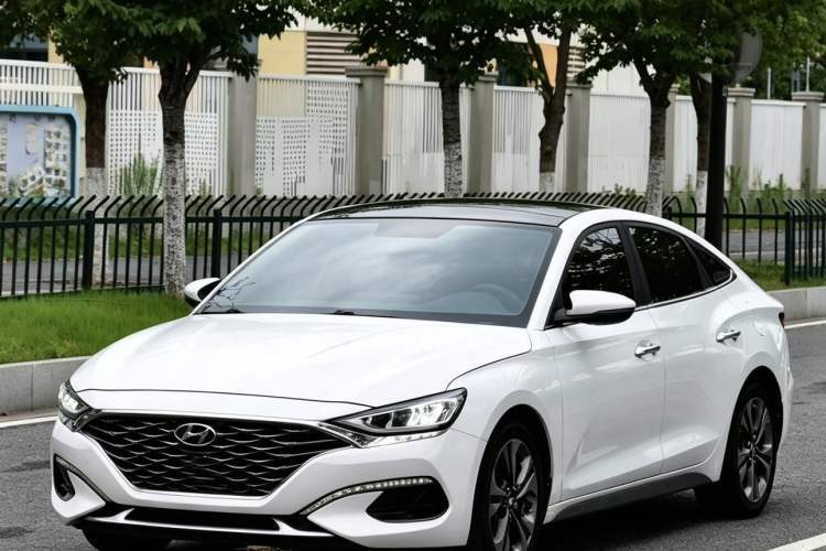 Used Hyundai Lafesta 2019 280TGDi Smart Speed Version China VI Standard Guazi used car, China used car export, Used car for sale, Used  cars, Cheapest cars for sale