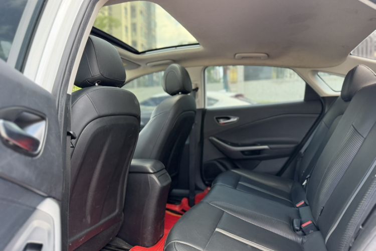 Used Hyundai Lafesta 2019 280TGDi Sport Edition China VI Interior 2