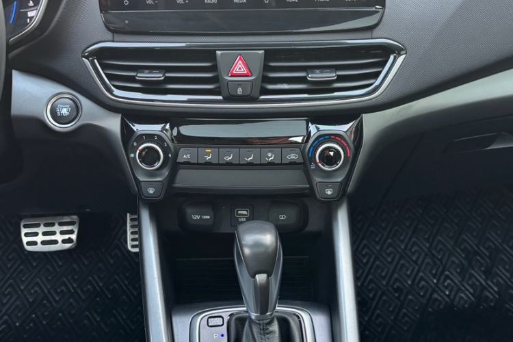 Used Hyundai Lafesta 2019 280TGDi Sport Edition China VI Interior 3