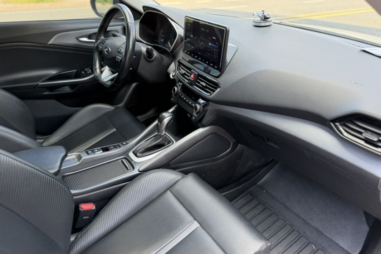 Used Hyundai Lafesta 2019 280TGDi Sport Edition China VI Interior 4