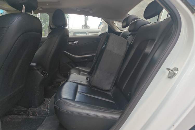Used Hyundai Lafesta 2019 280TGDi Smart Speed Version China VI Standard Interior 4