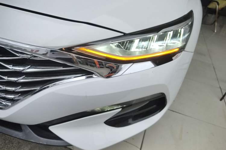 Used Hyundai Lafesta 2019 280TGDi Sport Edition China VI Left Front Headlight