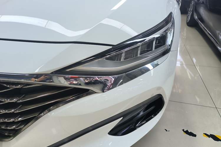 Used Hyundai Lafesta 2019 280TGDi Smart Speed Version China VI Standard Left Front Headlight