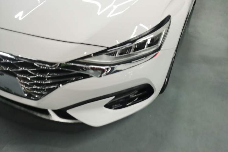 Used Hyundai Lafesta 2019 280TGDi Sport Edition China VI Left Front Headlight