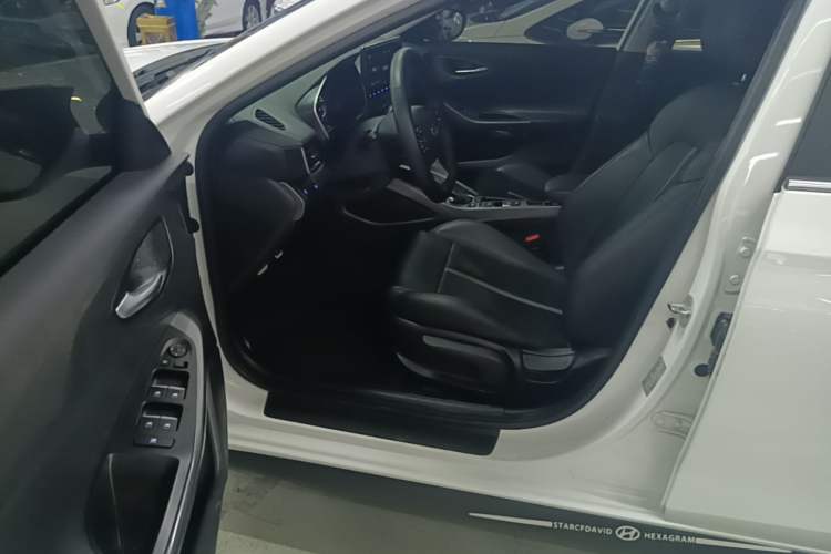 Used Hyundai Lafesta 2019 280TGDi Sport Edition China VI Left Front Seat