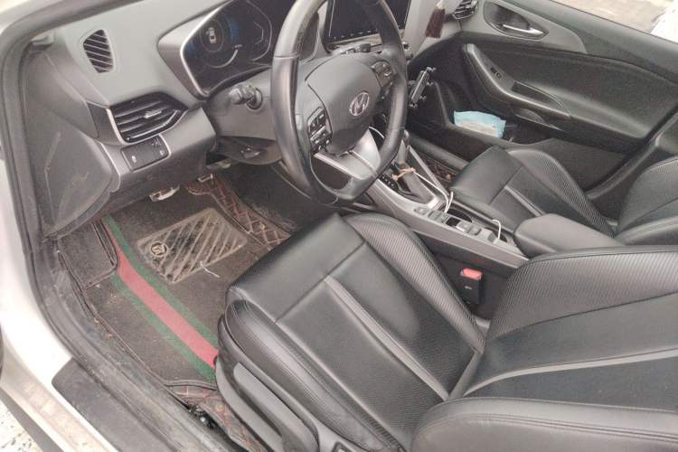 Used Hyundai Lafesta 2019 280TGDi Sport Edition China VI Left Front Seat