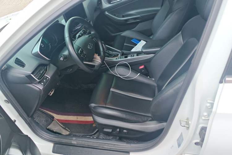 Used Hyundai Lafesta 2019 280TGDi Smart Speed Version China VI Standard Left Front Seat