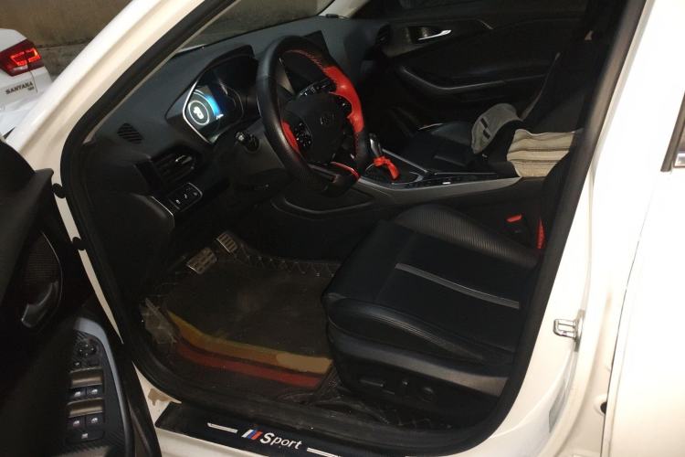 Used Hyundai Lafesta 2019 280TGDi Smart Speed Version China VI Standard Left Front Seat