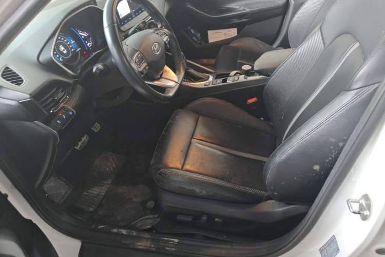 Used Hyundai Lafesta 2019 280TGDi Smart Speed Version China VI Standard Left Front Seat