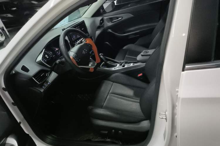 Used Hyundai Lafesta 2019 280TGDi Smart Speed Version China VI Standard Left Front Seat
