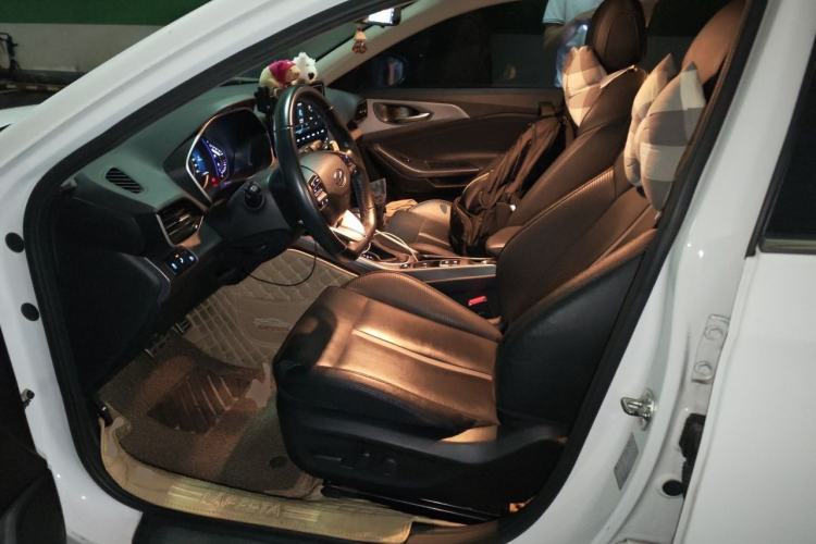 Used Hyundai Lafesta 2019 280TGDi Smart Speed Version China VI Standard Left Front Seat