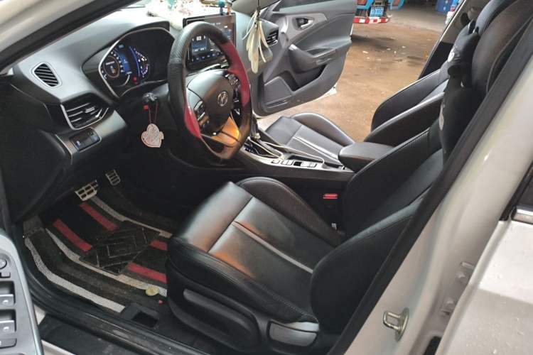 Used Hyundai Lafesta 2019 280TGDi Sport Edition China VI Left Front Seat