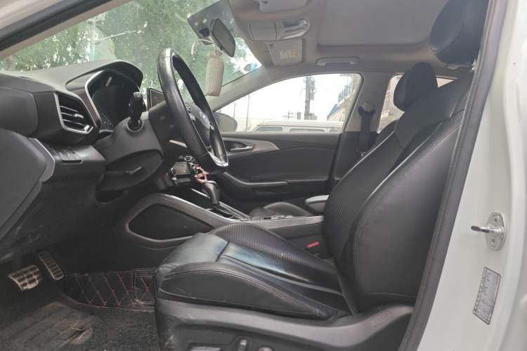 Used Hyundai Lafesta 2019 280TGDi Smart Speed Version China VI Standard Left Front Seat