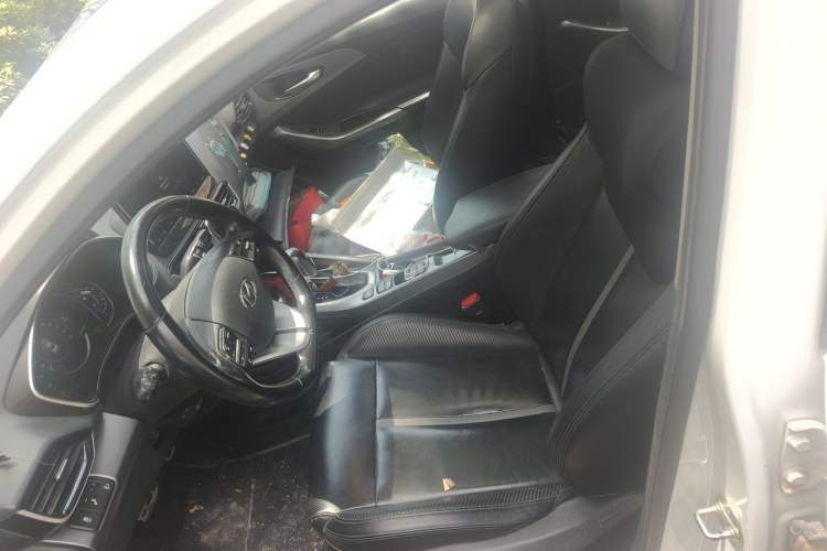 Used Hyundai Lafesta 2019 280TGDi Smart Speed Version China VI Standard Left Front Seat