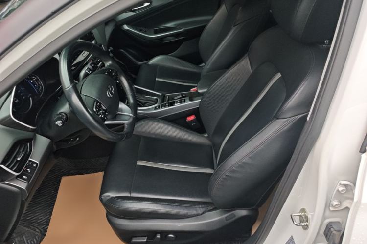 Used Hyundai Lafesta 2019 280TGDi Smart Speed Version China VI Standard Left Front Seat