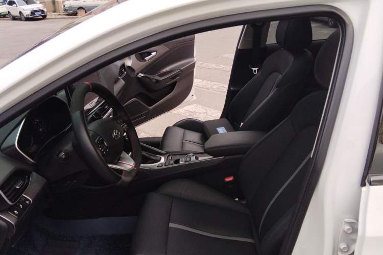 Used Hyundai Lafesta 2019 280TGDi Smart Speed Version China VI Standard Left Front Seat