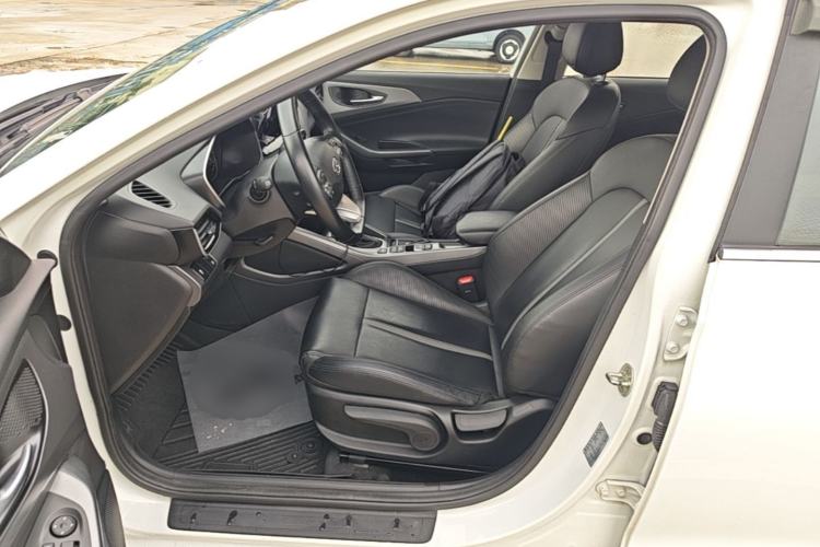 Used Hyundai Lafesta 2019 280TGDi Sport Edition China VI Left Front Seat