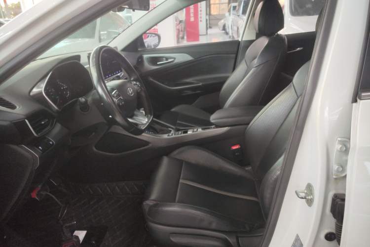 Used Hyundai Lafesta 2019 280TGDi Sport Edition China VI Left Front Seat