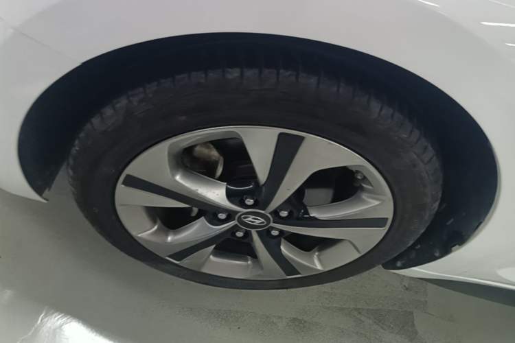 Used Hyundai Lafesta 2019 280TGDi Sport Edition China VI Left Front Wheel Hub