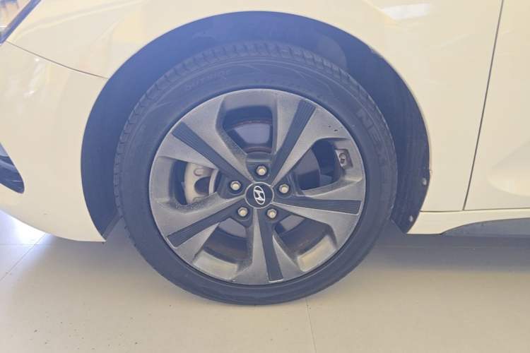Used Hyundai Lafesta 2019 280TGDi Smart Speed Version China VI Standard Left Front Wheel Hub