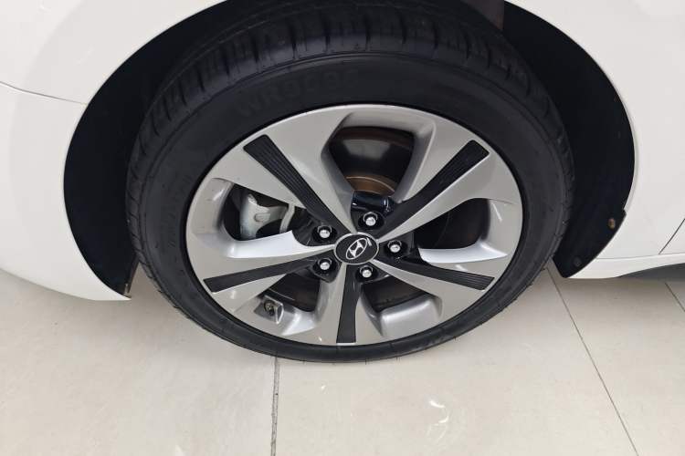 Used Hyundai Lafesta 2019 280TGDi Sport Edition China VI Left Front Wheel Hub