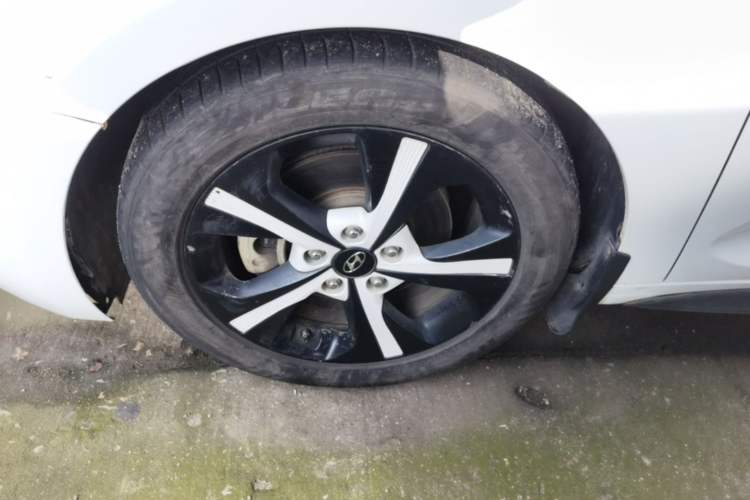 Used Hyundai Lafesta 2019 280TGDi Smart Speed Version China V Standard Left Front Wheel Hub
