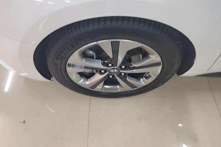 Used Hyundai Lafesta 2019 280TGDi Smart Speed Version China V Standard Left Front Wheel Hub