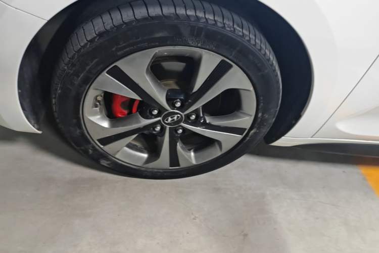 Used Hyundai Lafesta 2019 280TGDi Sport Edition China VI Left Front Wheel Hub