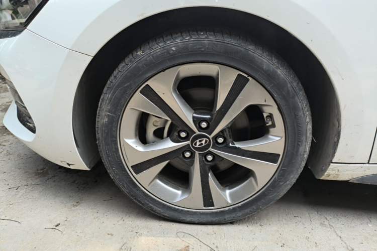 Used Hyundai Lafesta 2019 280TGDi Sport Edition China VI Left Front Wheel Hub