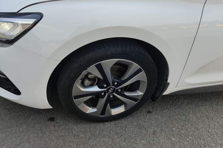 Used Hyundai Lafesta 2019 280TGDi Smart Speed Version China V Standard Left Front Wheel Hub