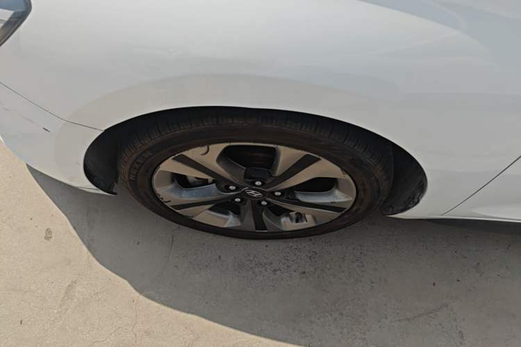 Used Hyundai Lafesta 2019 280TGDi Smart Speed Version China VI Standard Left Front Wheel Hub